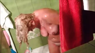 هذه الطالبة سكس محارم مترجم جديد في الرياضات الجامعية وعندما تستعيدها