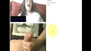 مراهقة عالقة موقع سكس جديد اجنبي في زحمة السير مع غش رأس السنة الجديدة على صديقها