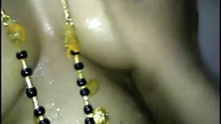فتاة مراهقة ترتدي قبعة الحظ سكس اجنبي محارم جديد