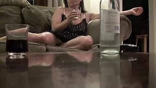 الأم الأبنوس وابنتها تشارك صديقها المحظوظ كبير سكس مقابل المال جديد دونغ