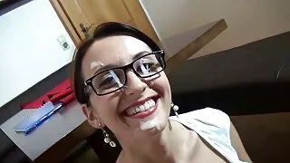 انتشار الدجاج سكس اجنبي محارم جديد اللاتيني النسر لكسب المال في المحل